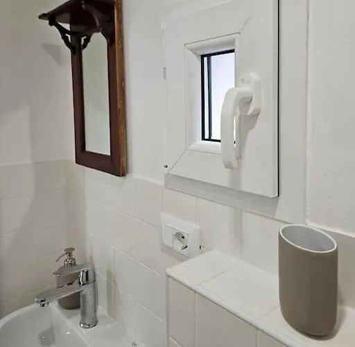 Rosy's House Un Attico A Due Passi Dall'acquario Parking Free 제노바
