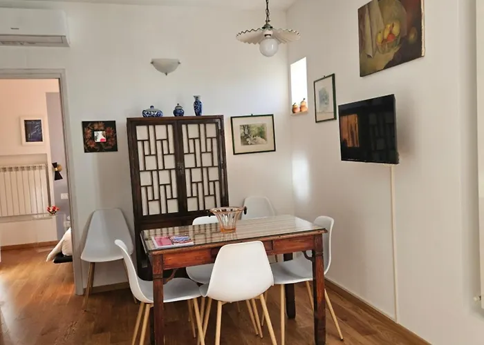 Rosy's House Un Attico A Due Passi Dall'acquario Parking Free 제노바