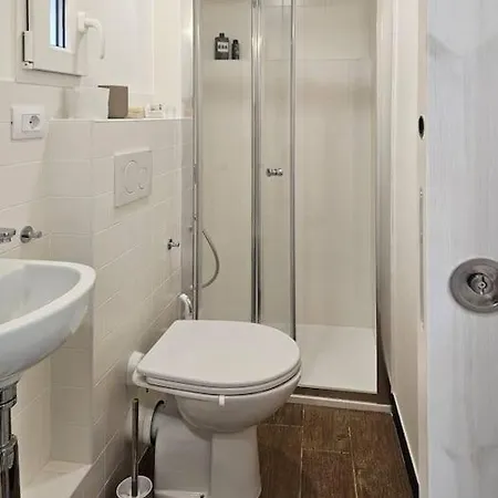 Rosy's House Un Attico A Due Passi Dall'acquario Parking Free Apartamento *