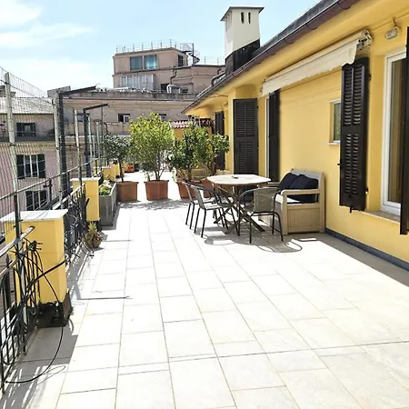 Apartamento Rosy's House Un Attico A Due Passi Dall'acquario Parking Free Génova